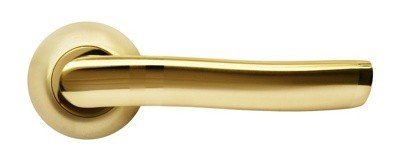 Дверная ручка на розетке Rucetti RAP 3 SG/GP